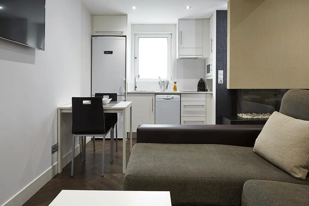 Gaudint Barcelona Suites 0*,