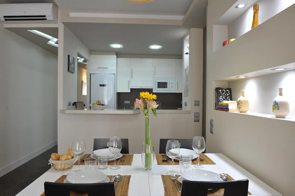 Gaudint Barcelona Suites 0*,