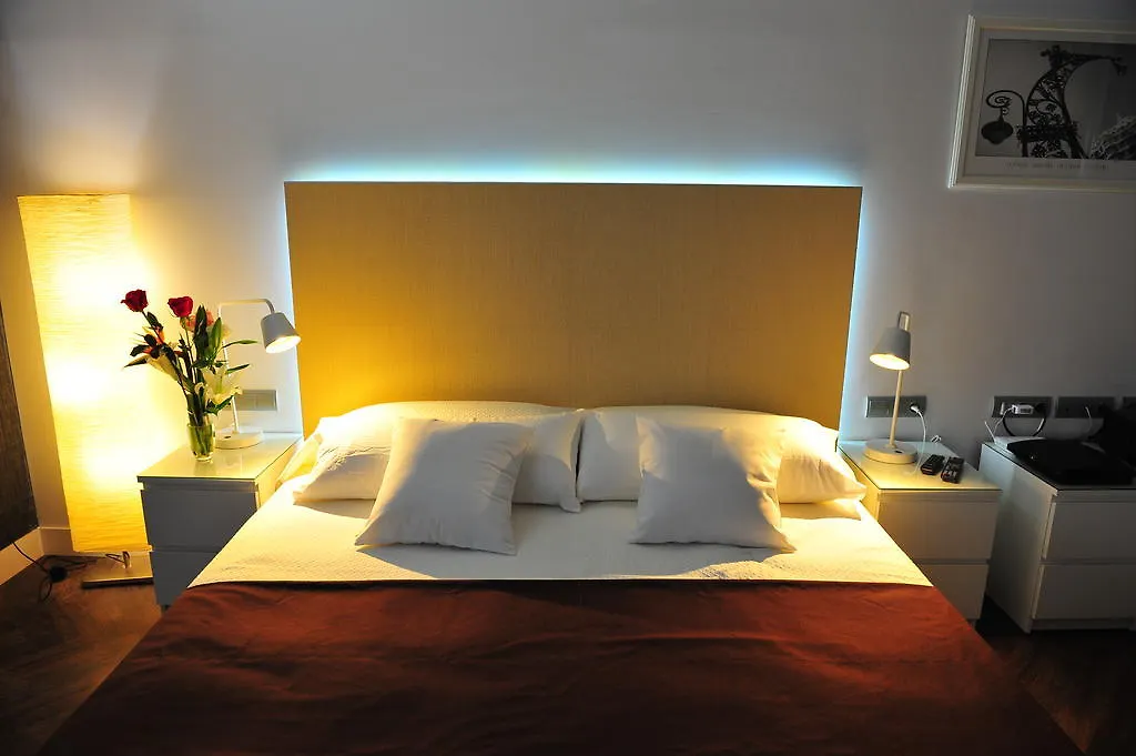 Gaudint Barcelona Suites 0*,