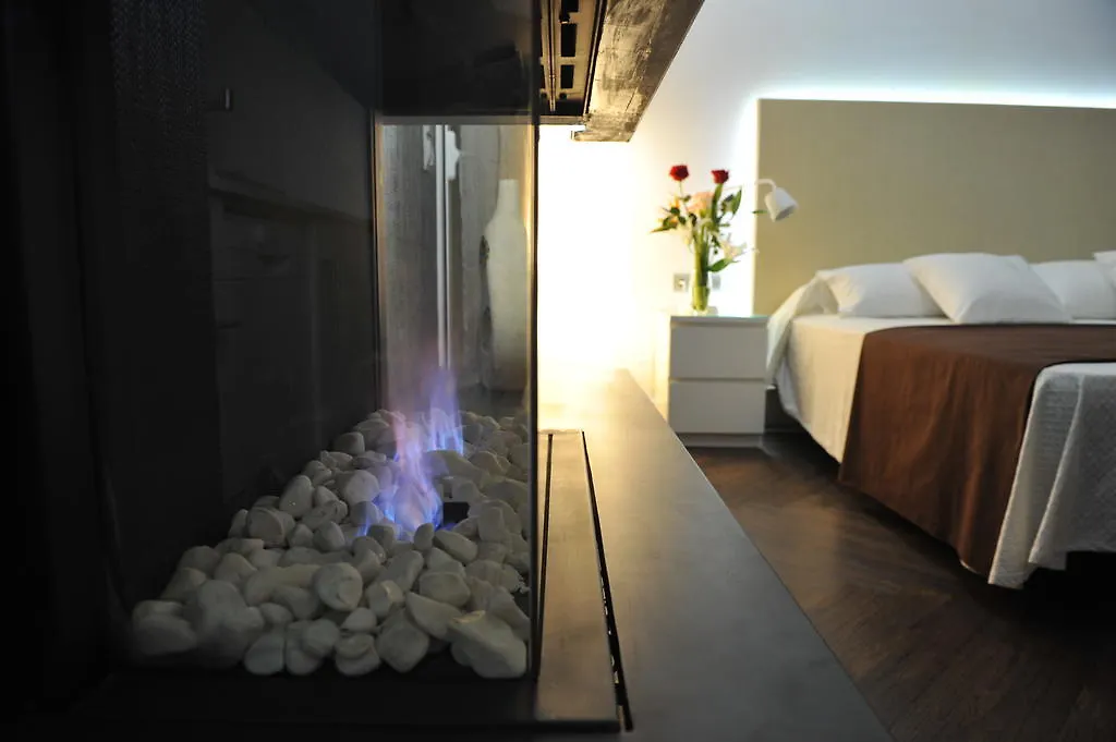 Gaudint Barcelona Suites