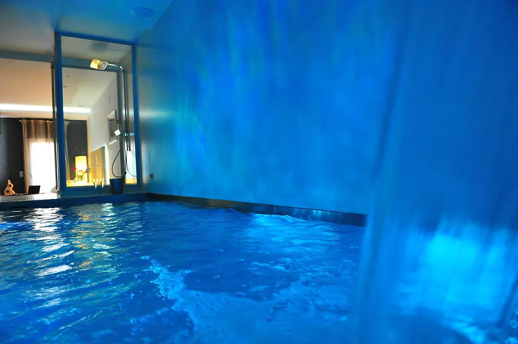 Gaudint Barcelona Suites