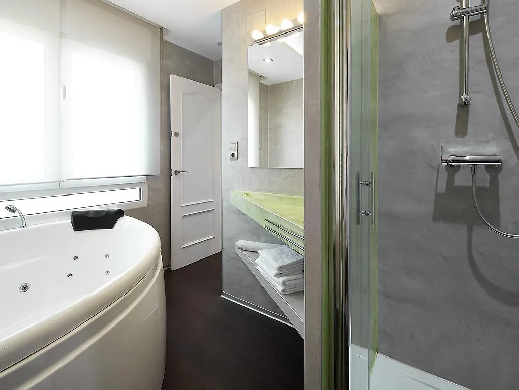 Gaudint Barcelona Suites 0*,