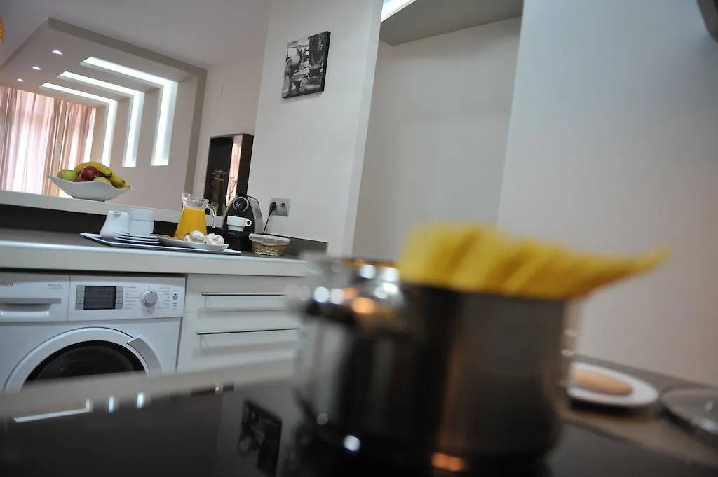 Daire Gaudint Barcelona Suites İspanya